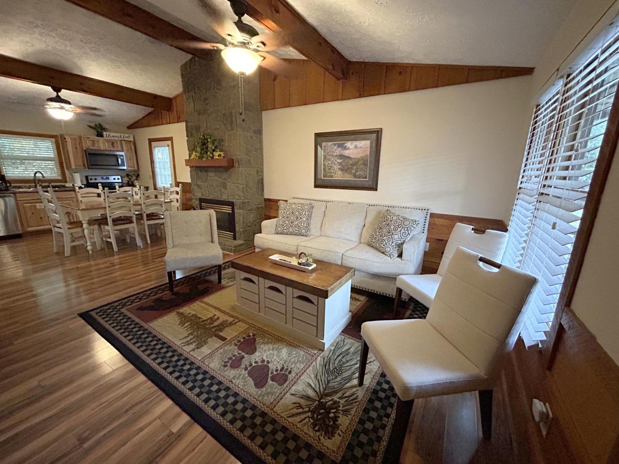 Tucked Away Holiday home Pigeon Forge