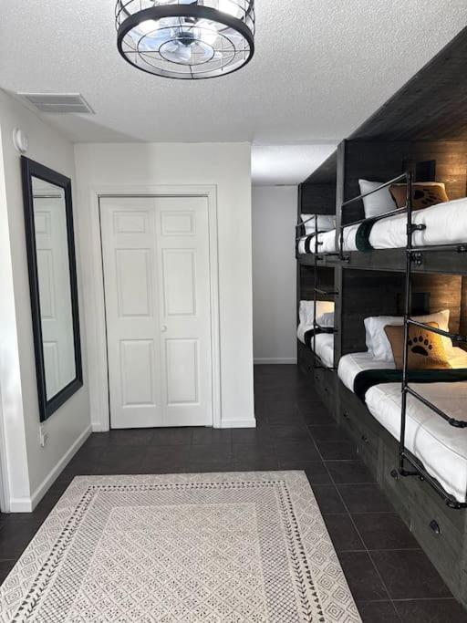 Relax At Forge Tranquil Retreat Near Attractions