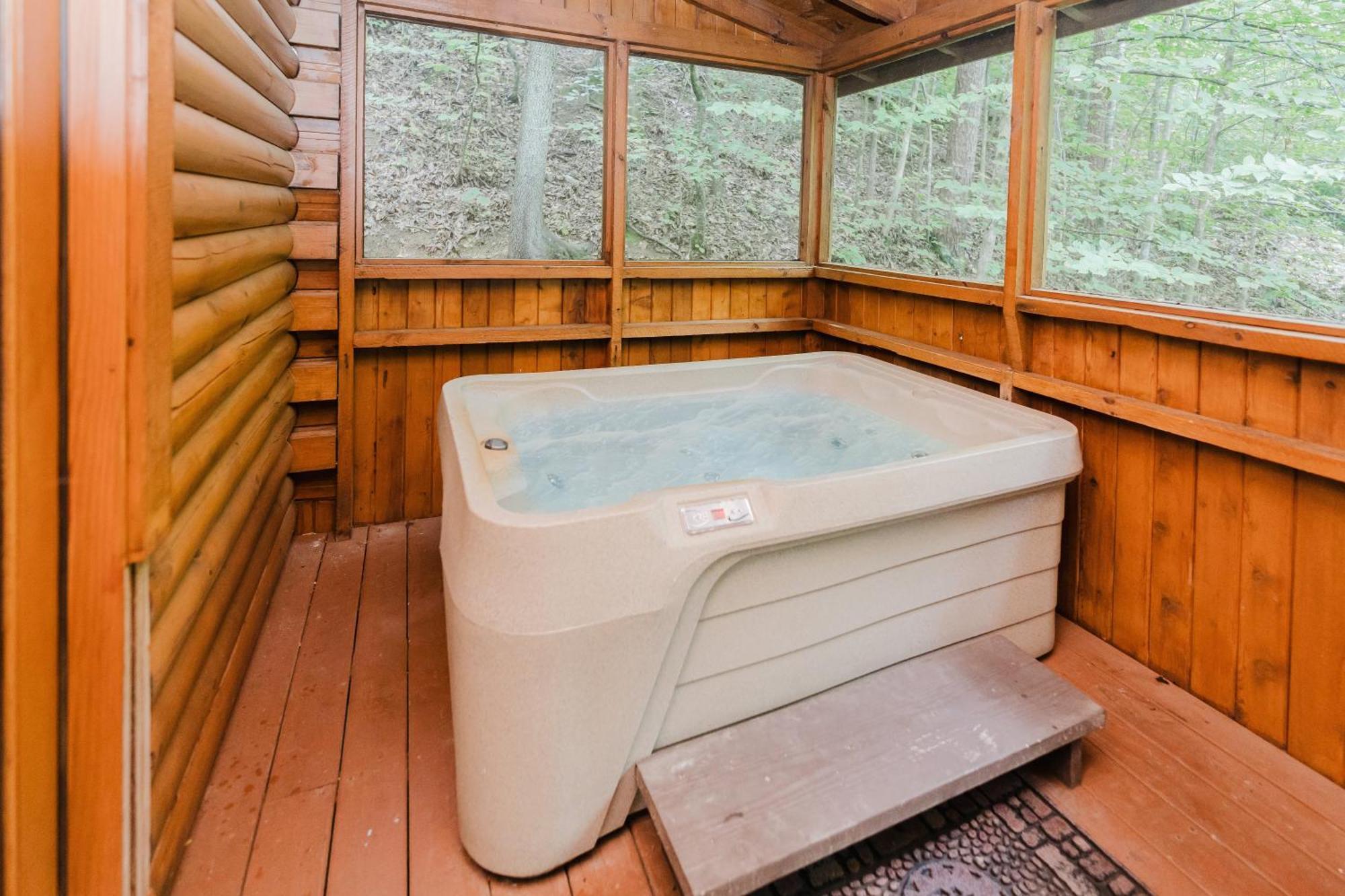 Always Christmas Holiday home Pigeon Forge