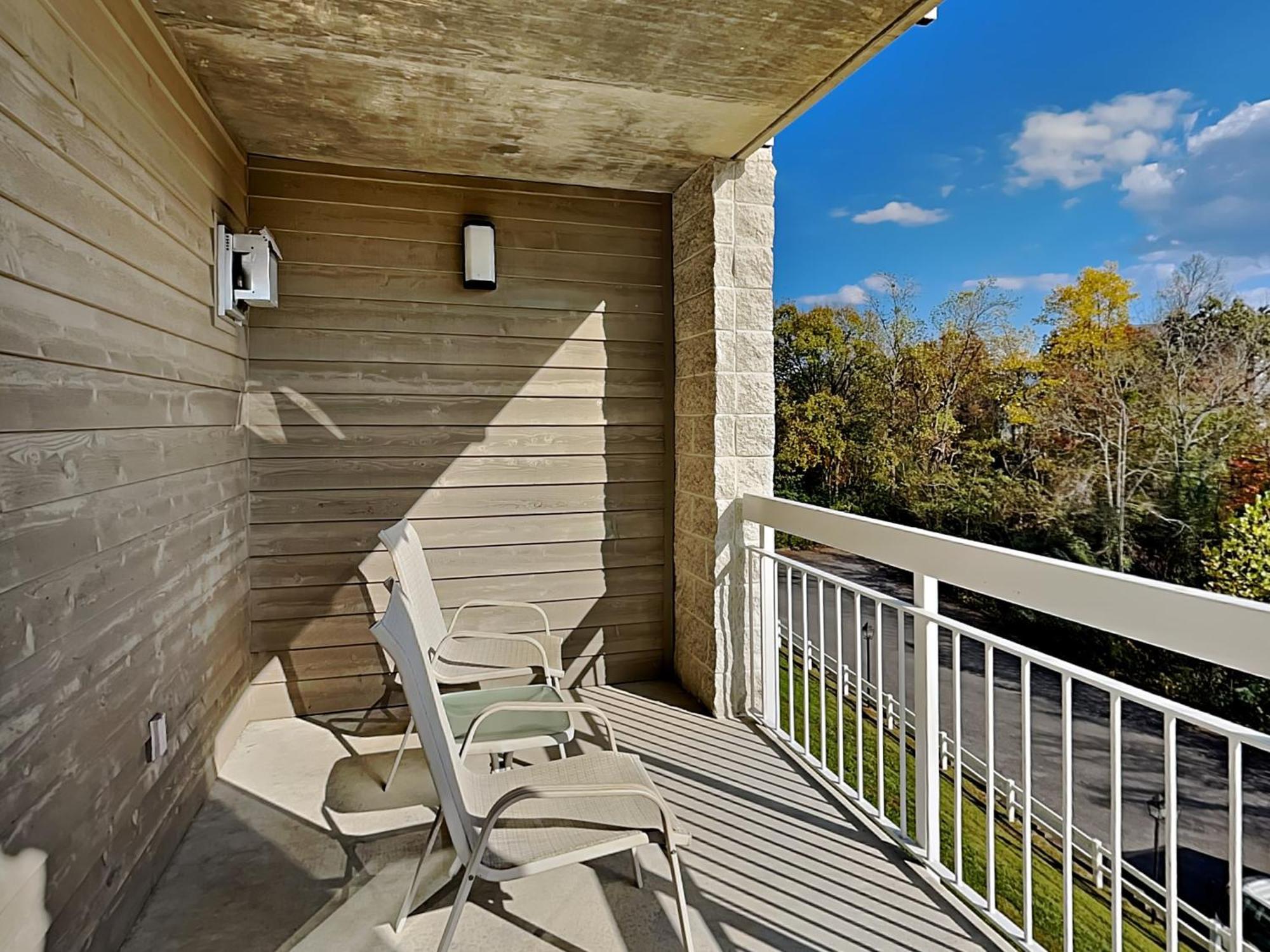 Private Sunsets Whispering Pines 431