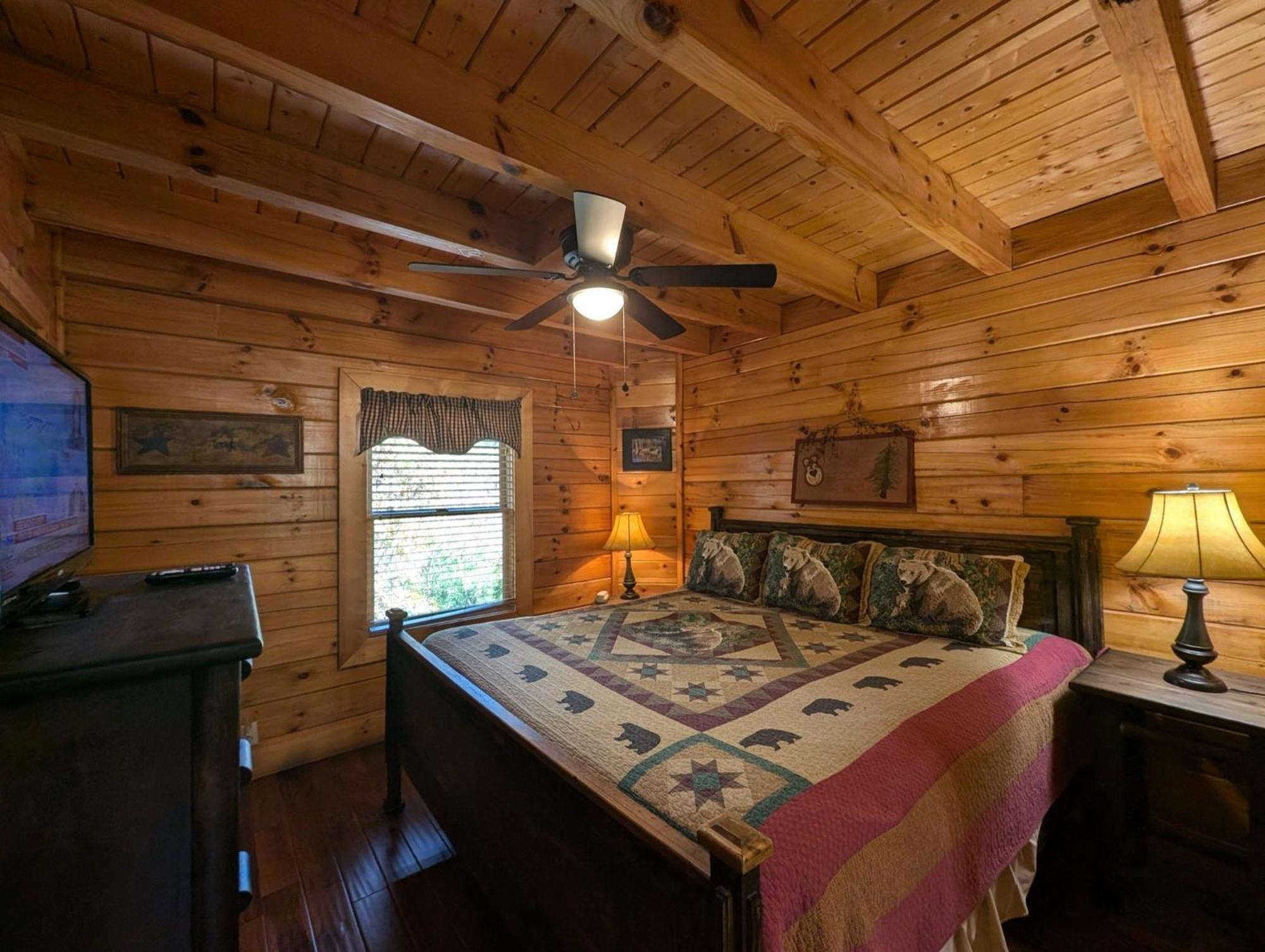 Ern807 - Black Bearry Ridge - Great Location! Close To The Action! Holiday home