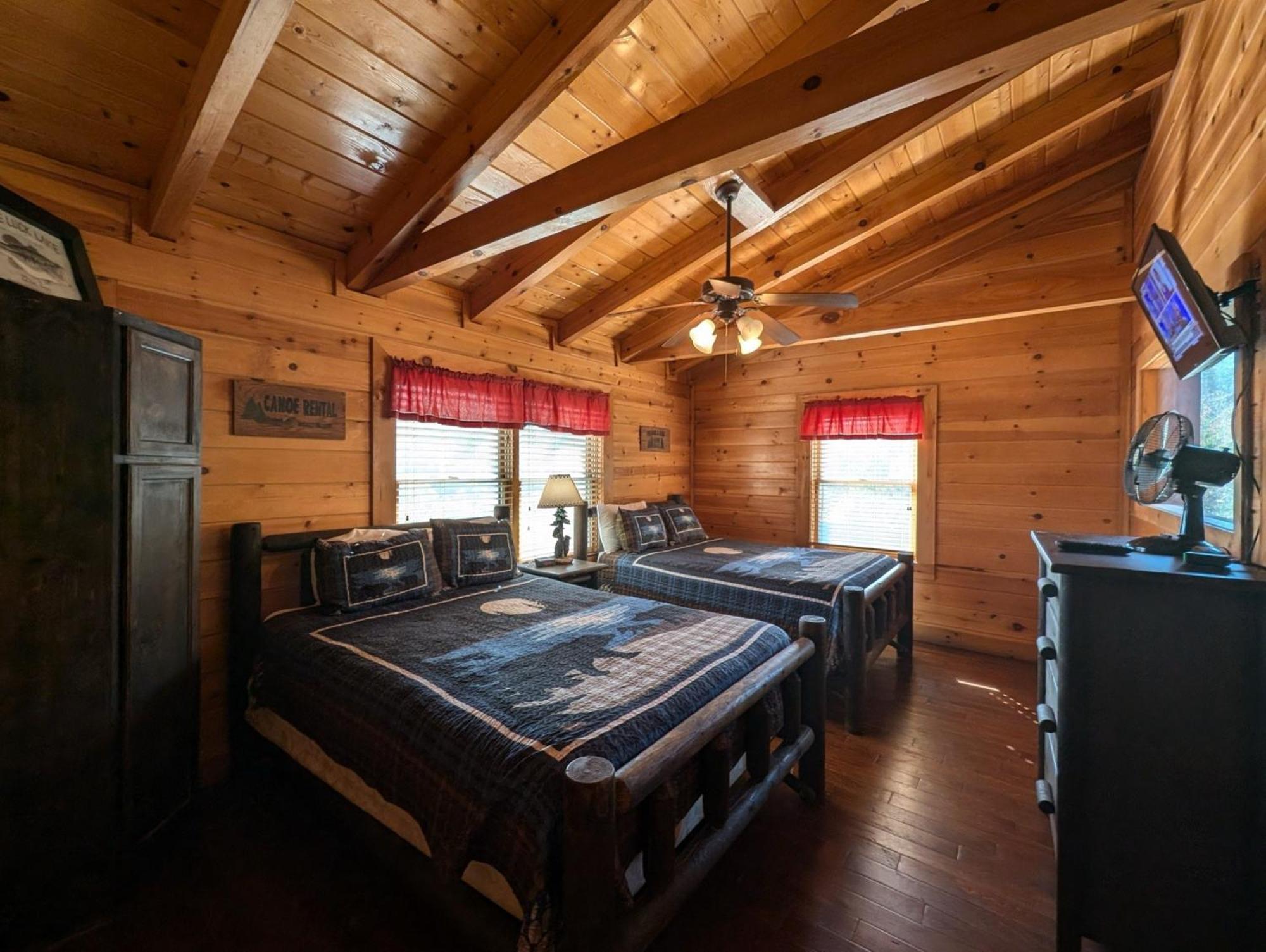 Ern807 - Black Bearry Ridge - Great Location! Close To The Action! Holiday home