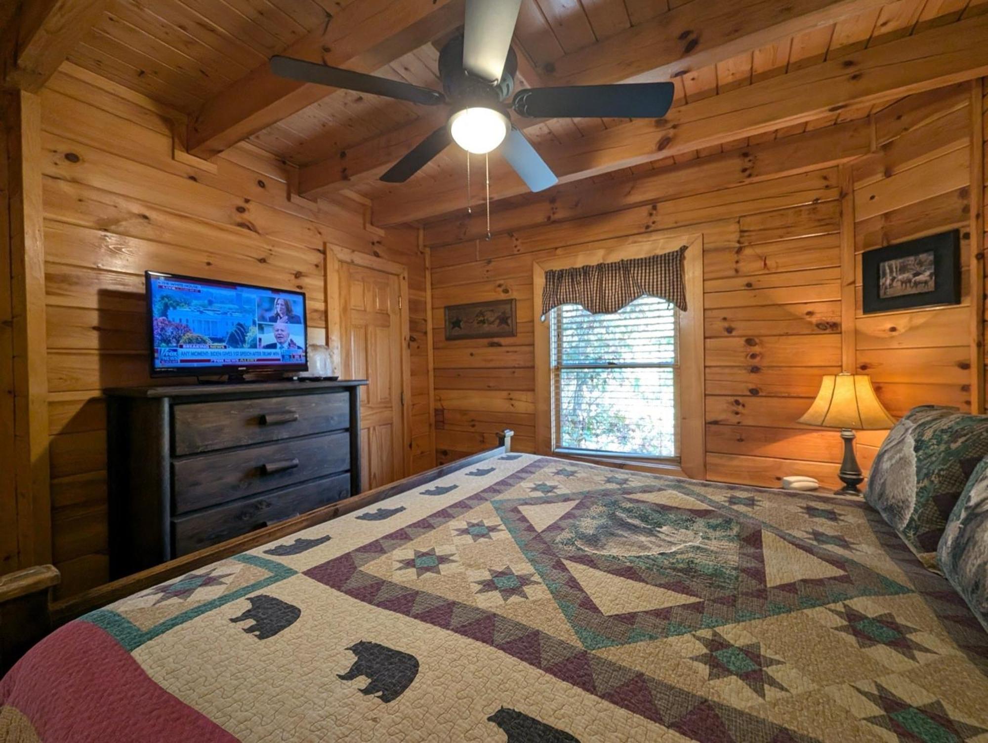 Ern807 - Black Bearry Ridge - Great Location! Close To The Action! * Pigeon Forge