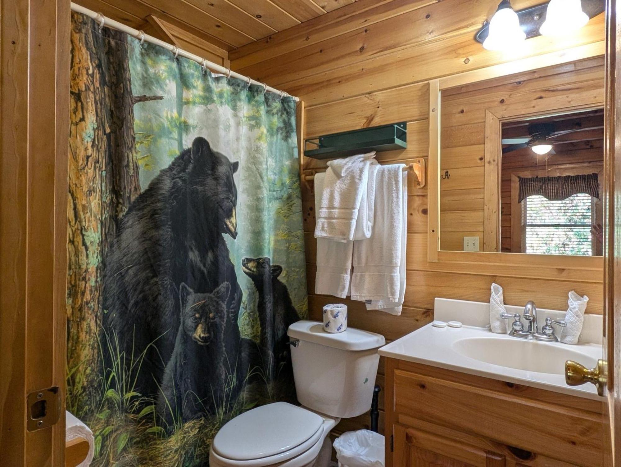 Ern807 - Black Bearry Ridge - Great Location! Close To The Action! Holiday home Pigeon Forge