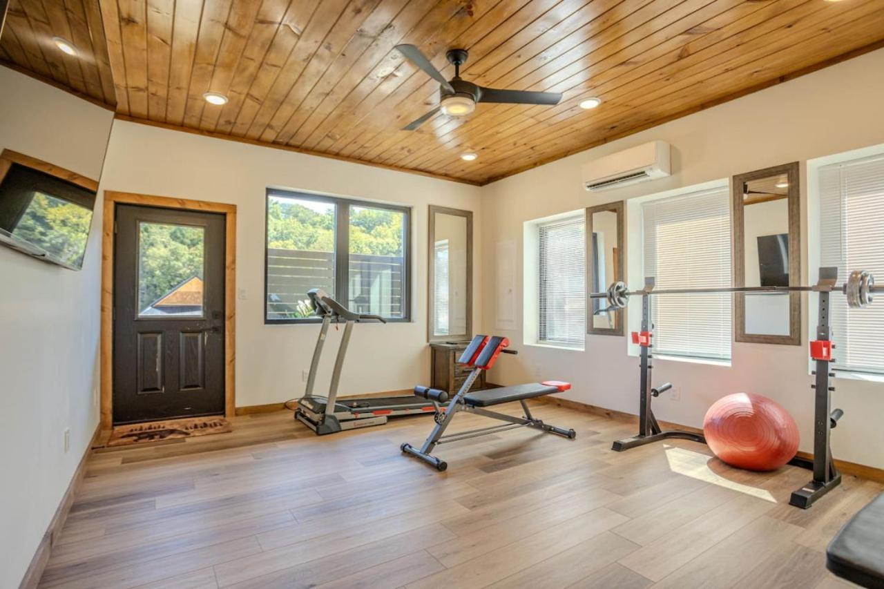 Family With Pool - Gym - Hot Tub - Game Holiday home