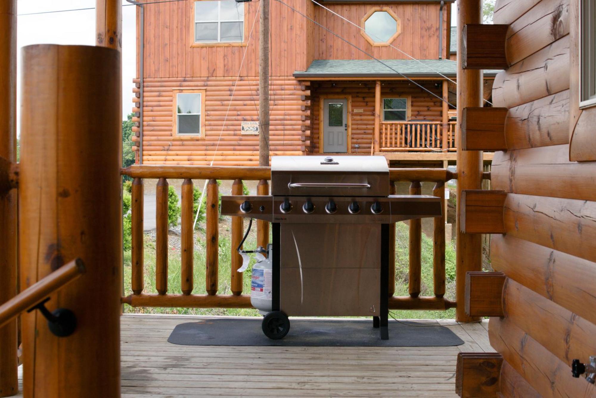 Holiday home Skyburst - Relax & Play! Pool, Hot Tub, Games & Theater Pigeon Forge