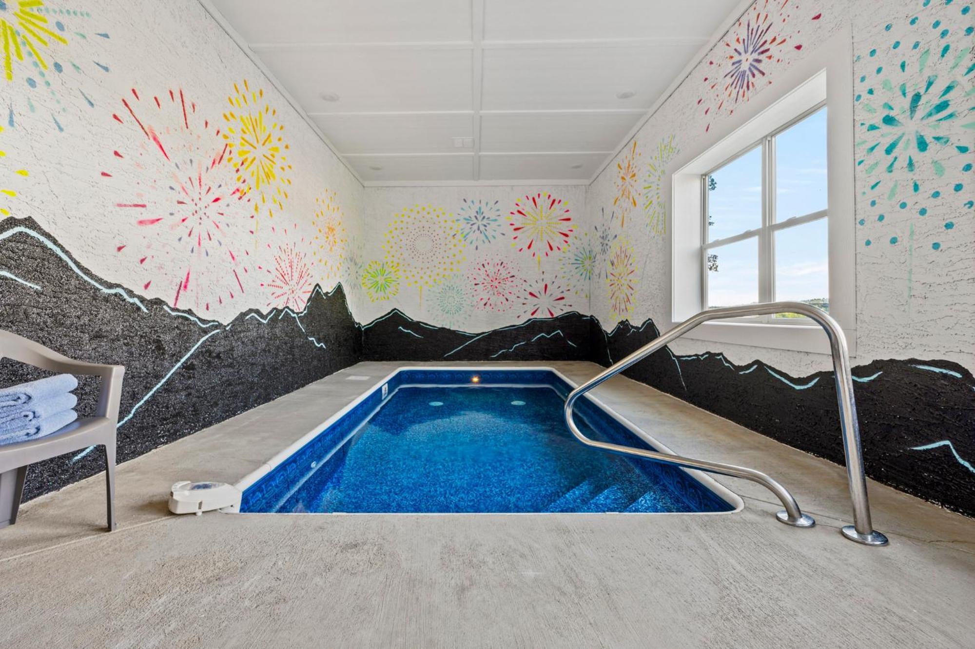Holiday home Skyburst - Relax & Play! Pool, Hot Tub, Games & Theater *