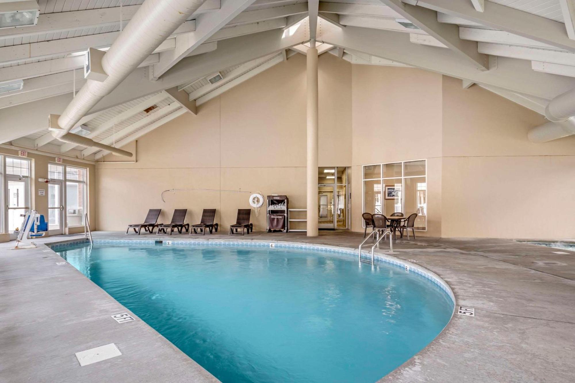 Leconte & Convention Center, Ascend Collection Pigeon Forge
