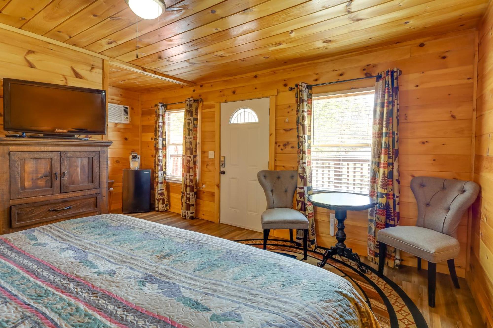 Holiday home By Dollywood With Private Pool! Pigeon Forge
