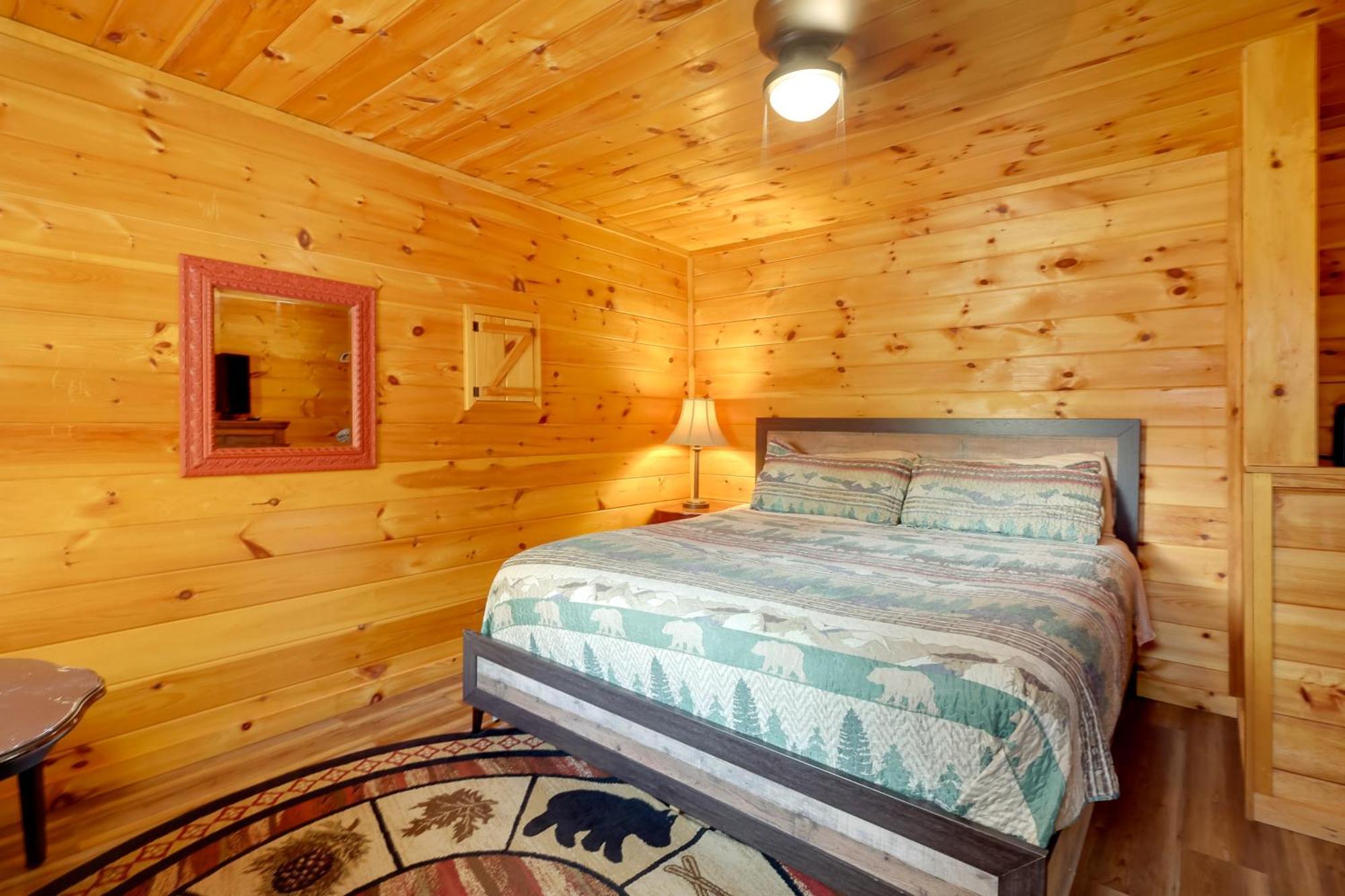 Holiday home By Dollywood With Private Pool! Pigeon Forge