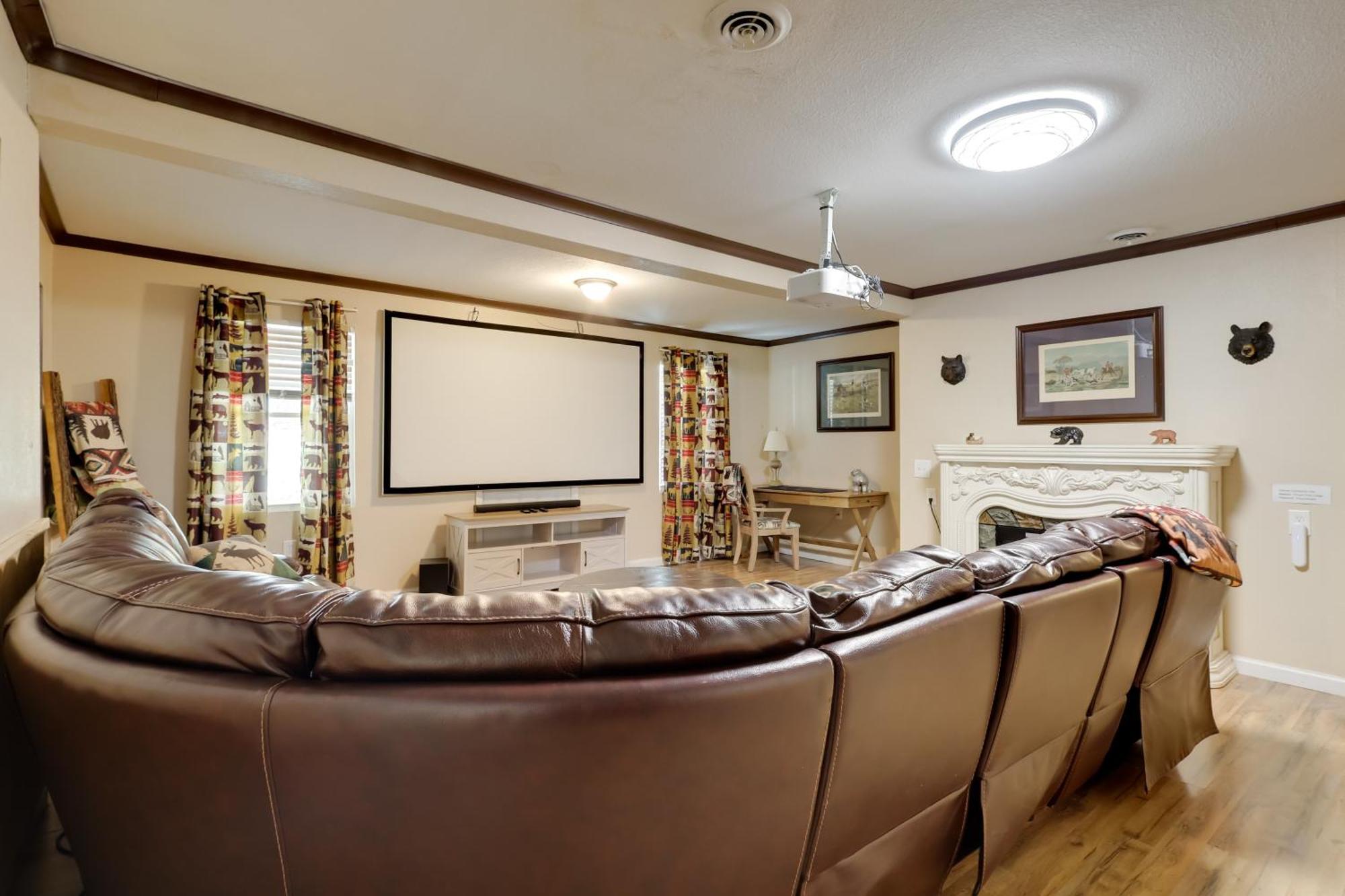By Dollywood With Private Pool! *