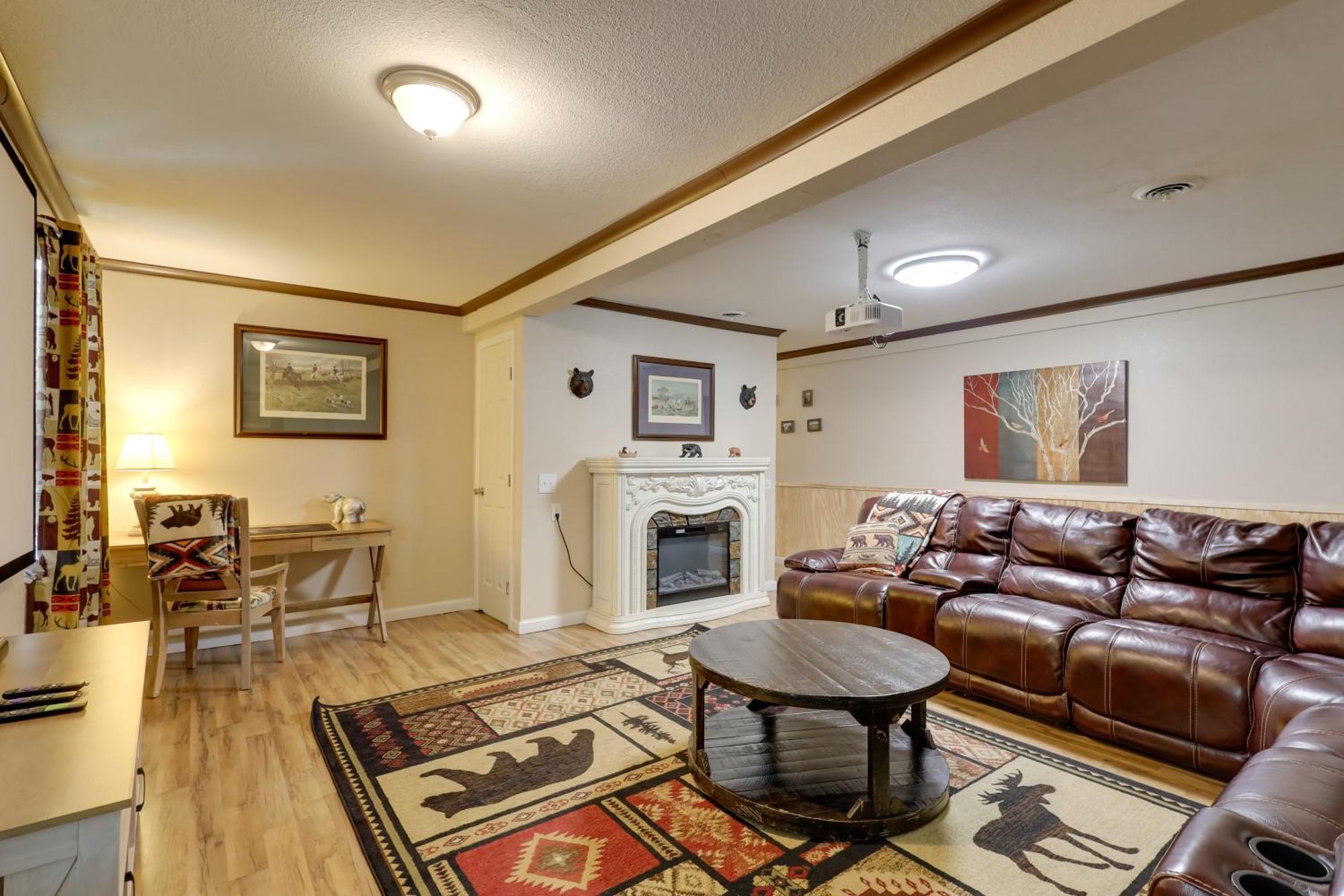 Holiday home By Dollywood With Private Pool!