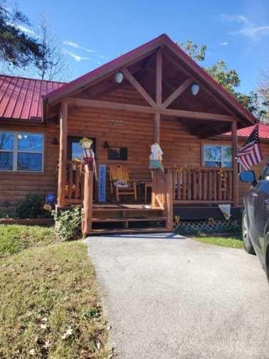 Cozy Bear Den Holiday home *