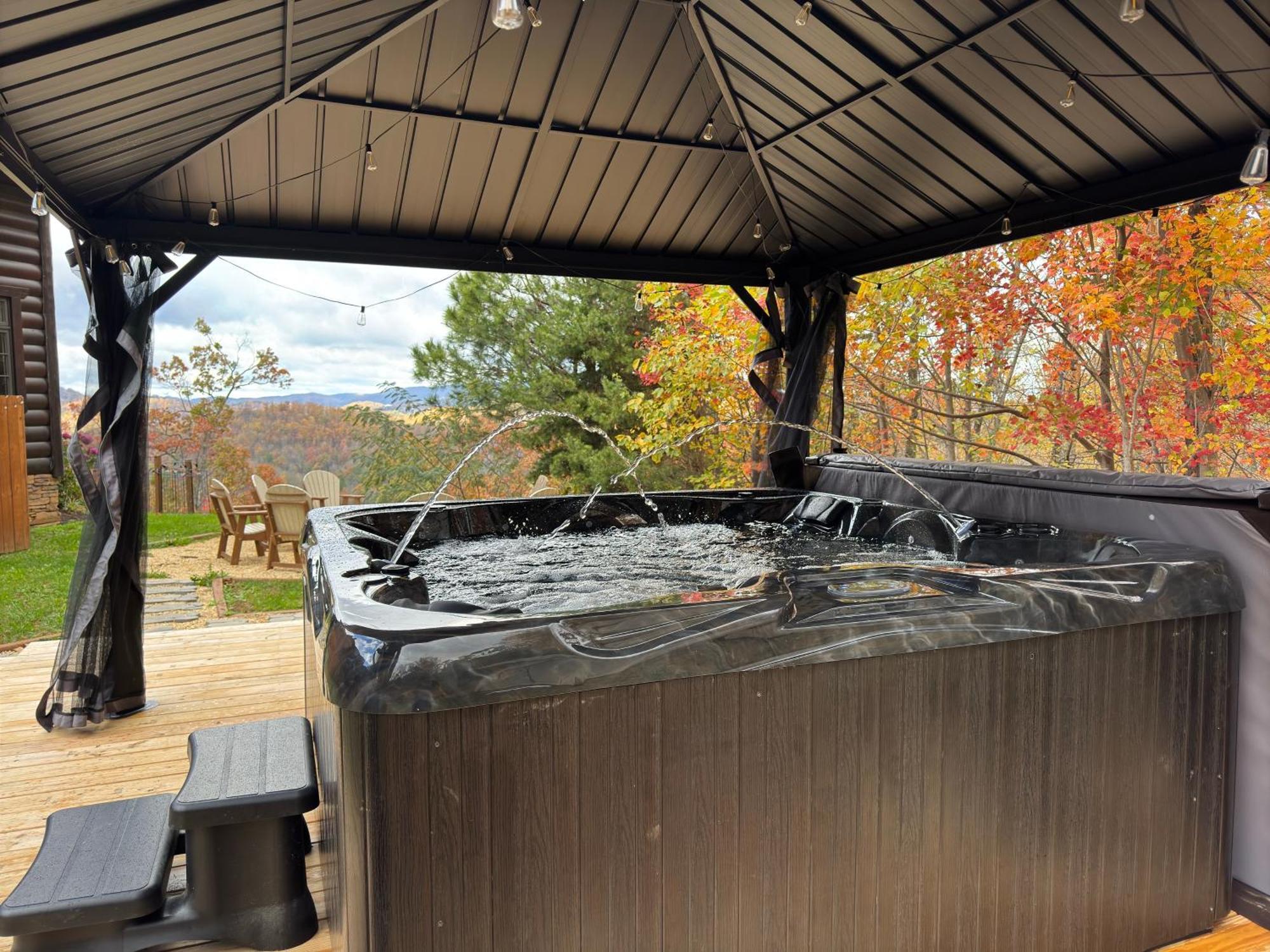 Smoky - Glowing Twilight Holiday home Pigeon Forge