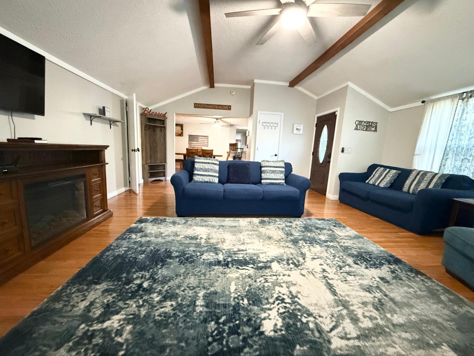 Large - Walking Distance To Parkway Pigeon Forge