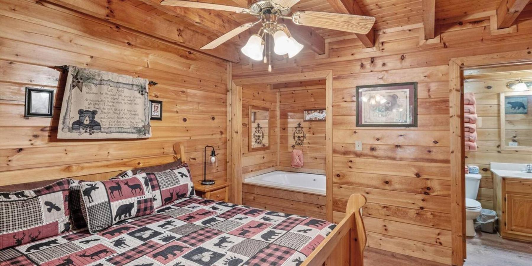 Eagles Ridge Retreat Hot Tub & Peaceful Views