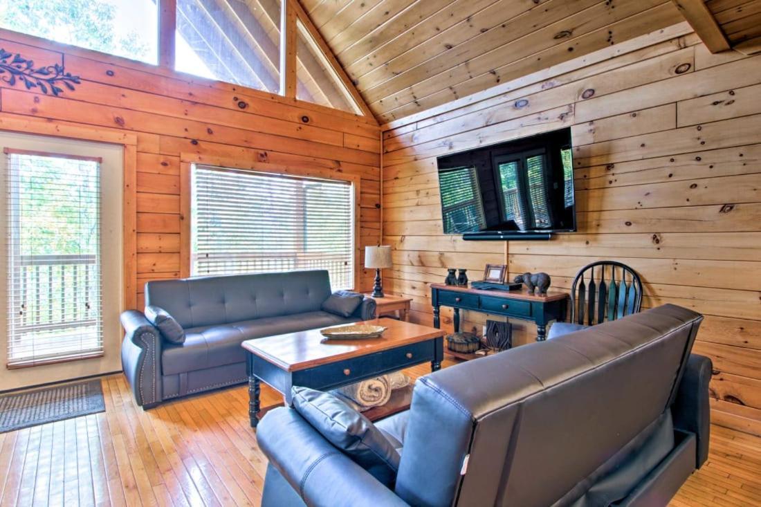 Mountaintop Manor By Eden Crest Chalet