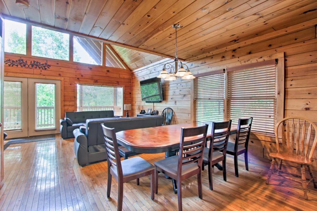 Mountaintop Manor By Eden Crest Chalet