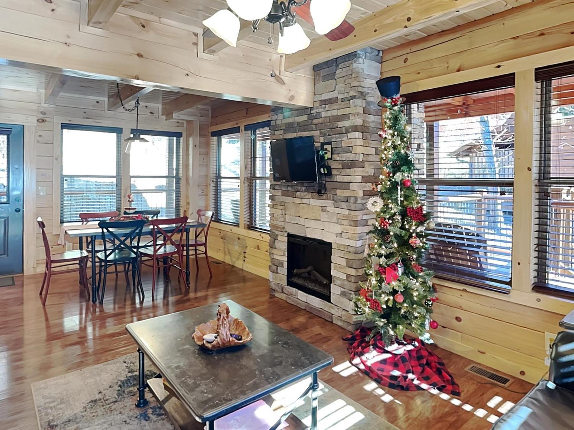 Woodland Escape Pigeon Forge