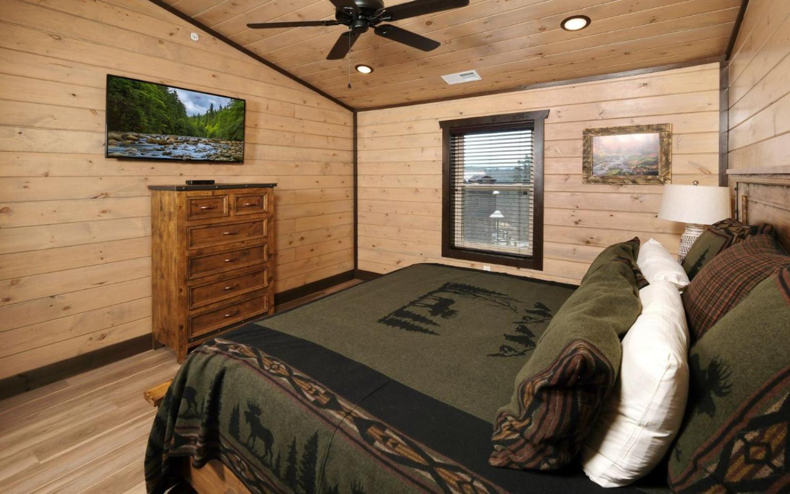 Splashin Mountain Retreat Pigeon Forge