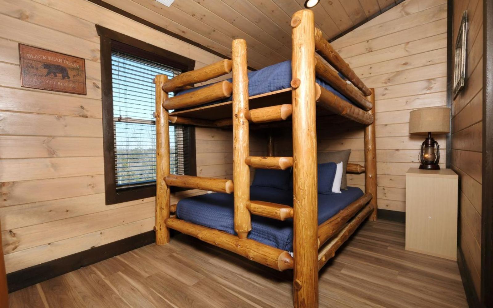 Holiday home Splashin Mountain Retreat *