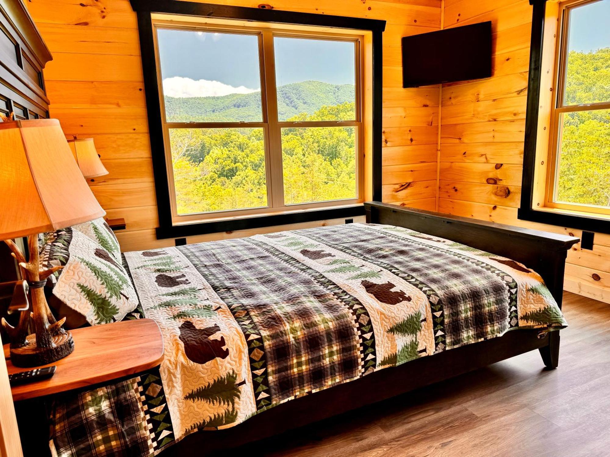Smoky - Mountain Hideaway Pigeon Forge