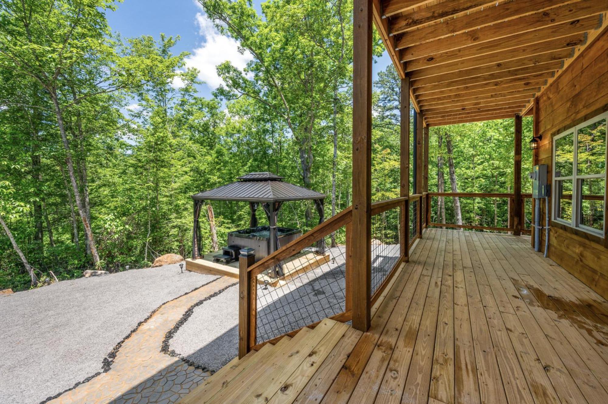 Smoky - Mountain Hideaway