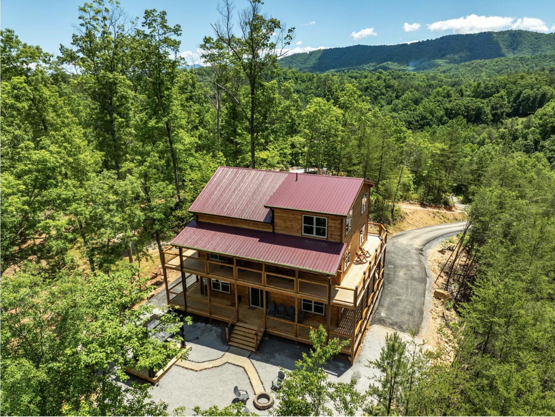 Smoky - Mountain Hideaway Apartment