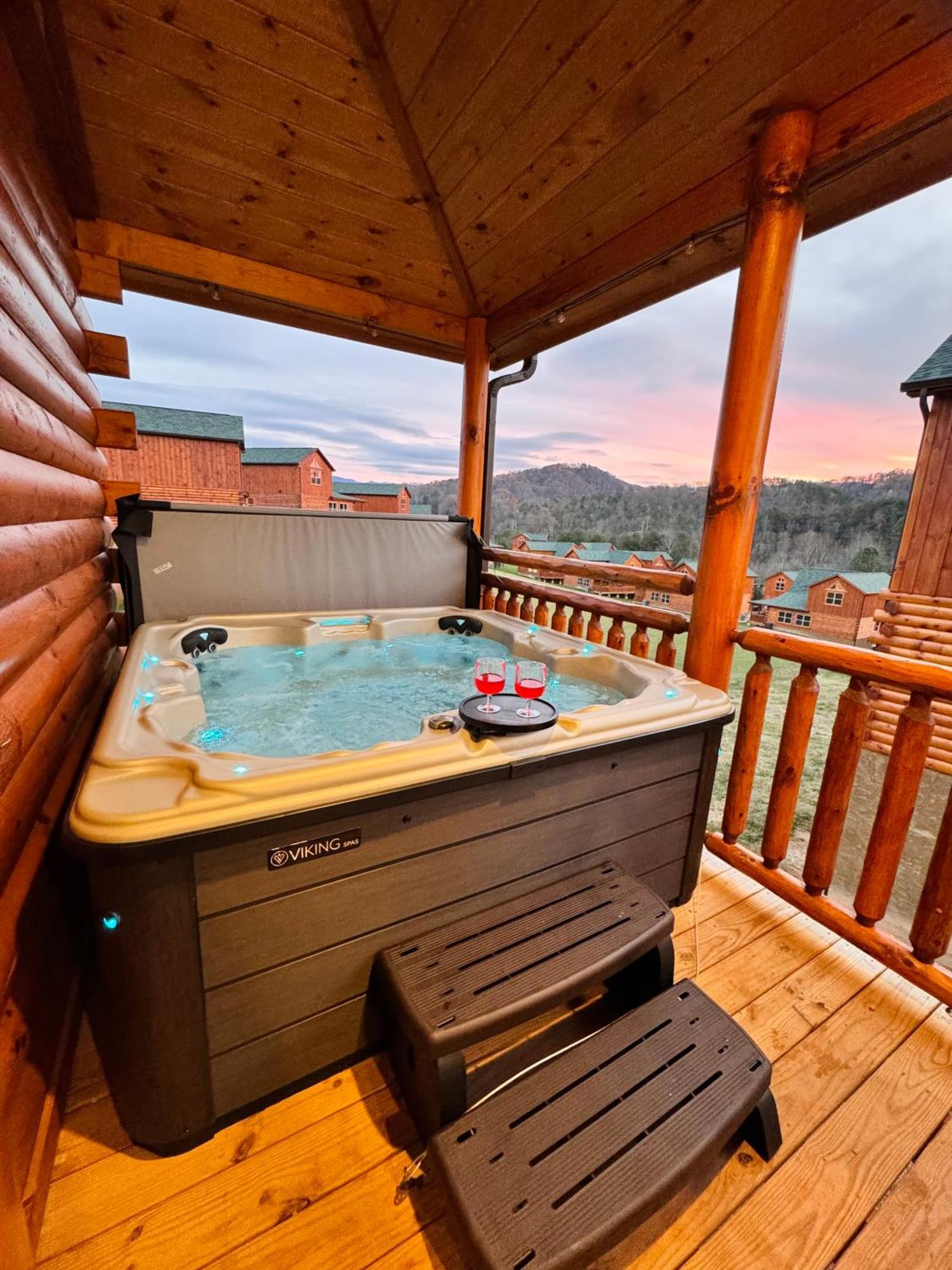 Mountain Dream Retreat Villa Pigeon Forge