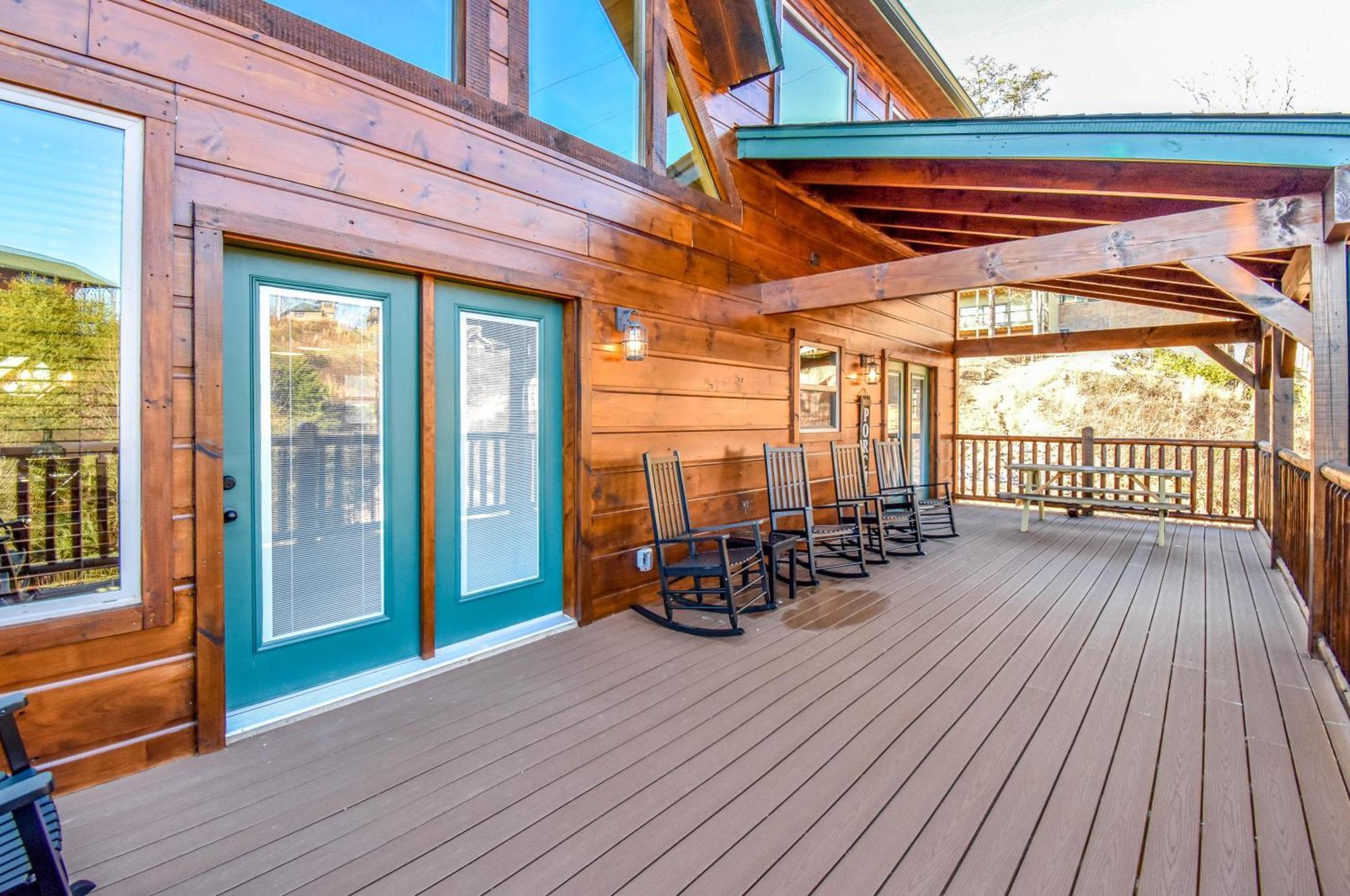 Luxury 4-br Near Parkway And Dollywood With Game And Hot Tub * Pigeon Forge