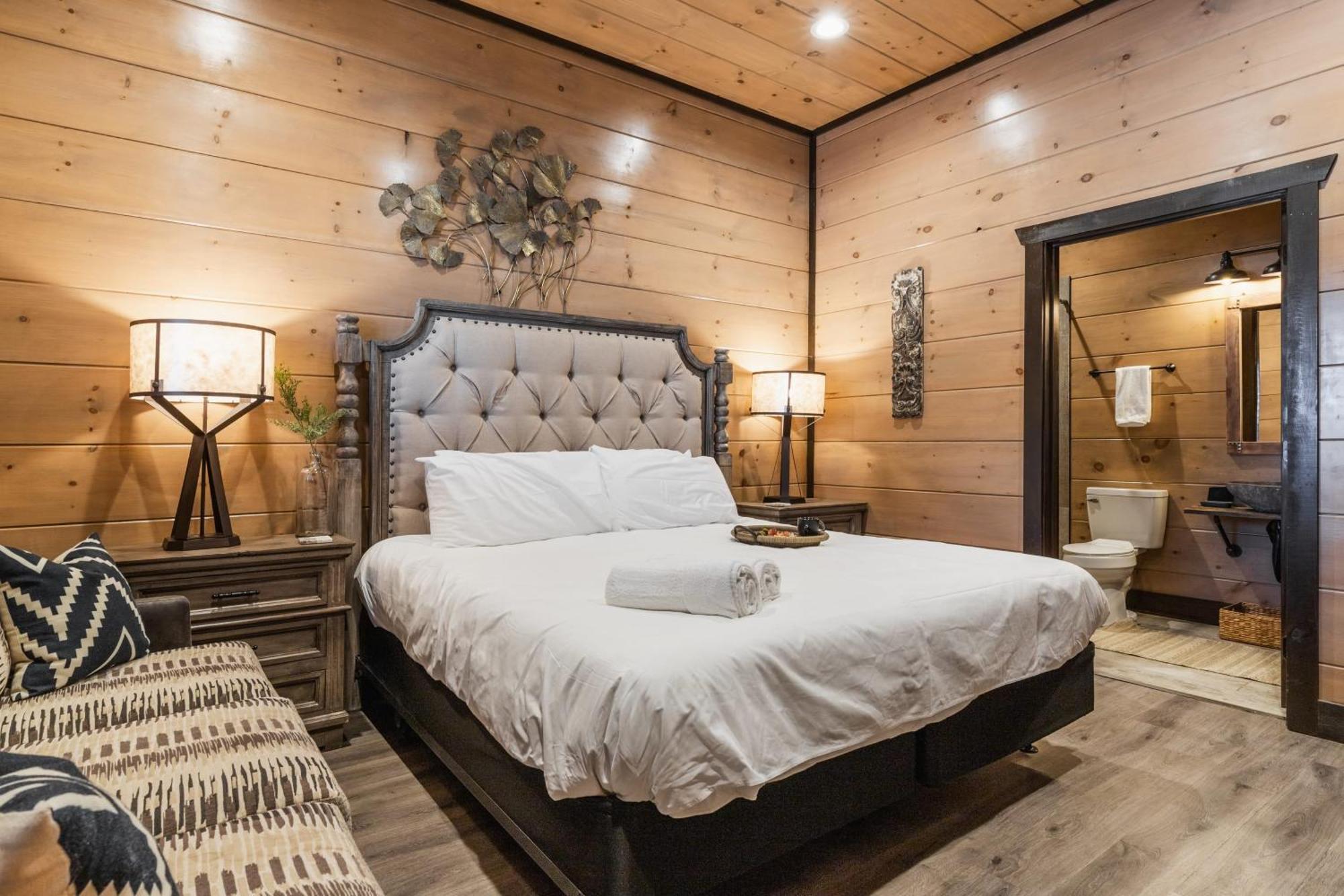 Holiday home Elk Pass By Avantstay Luxurious Mountain Estate Pigeon Forge