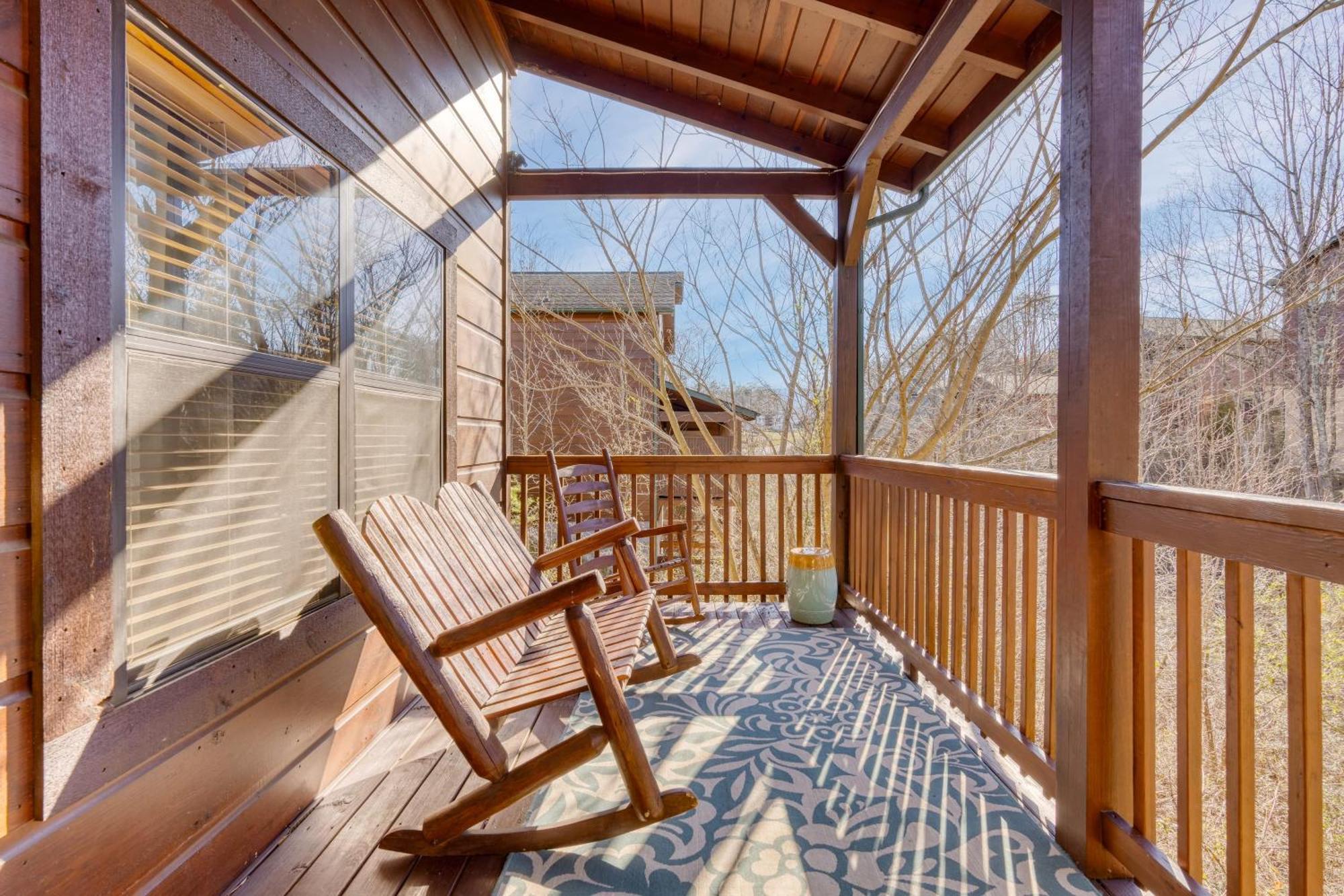 Bear Cove By Avantstay Hot Tub Pool Table Holiday home Pigeon Forge