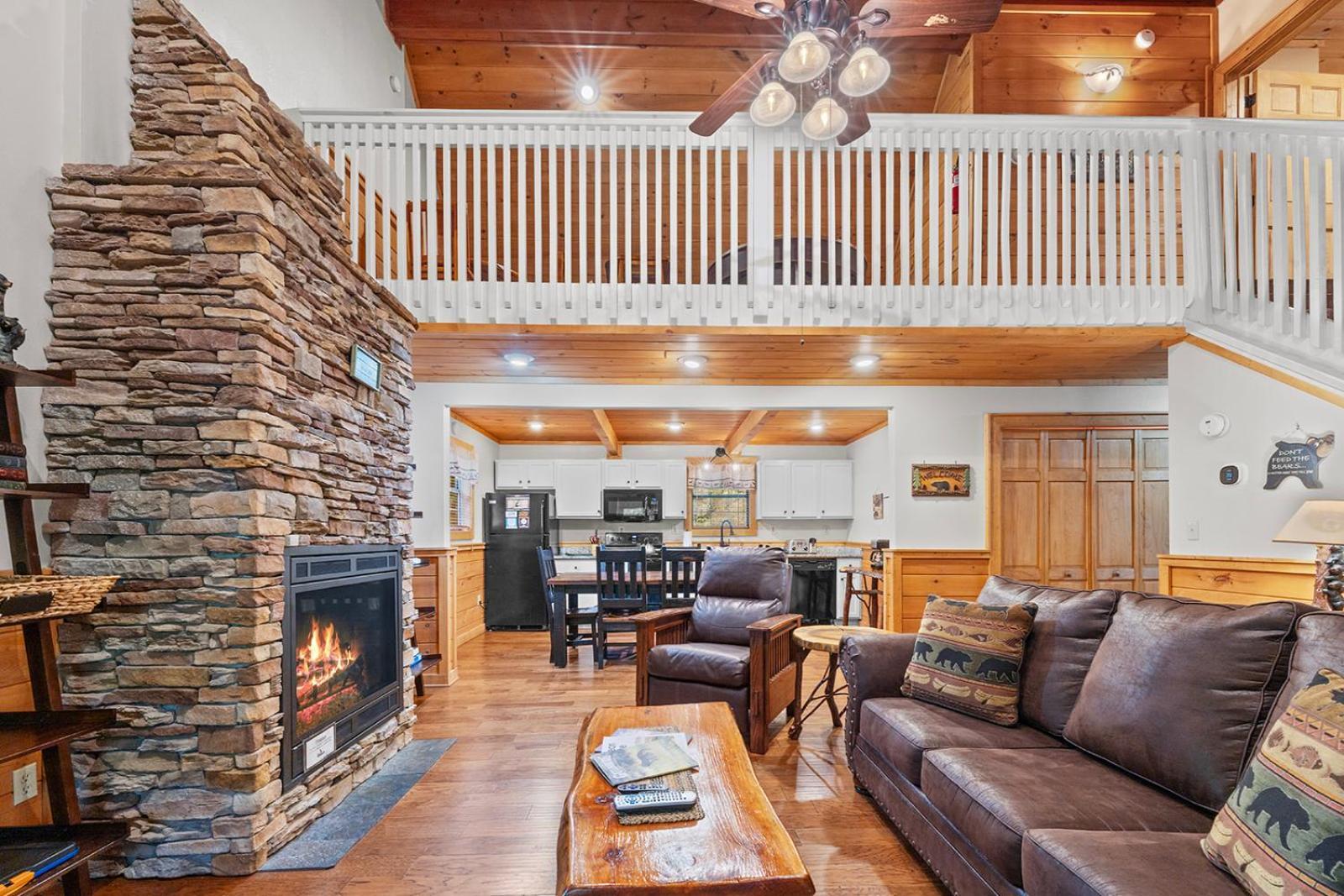 Sugar Bear Mountain Hideaway * Pigeon Forge