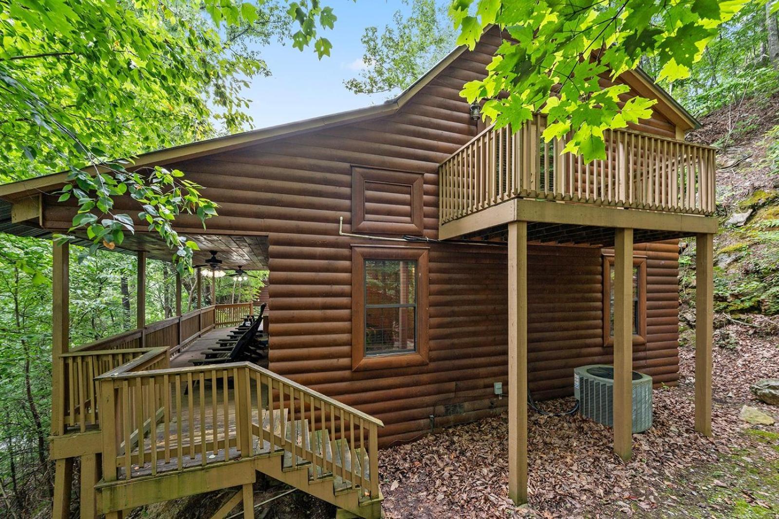 Sugar Bear Mountain Hideaway Holiday home *