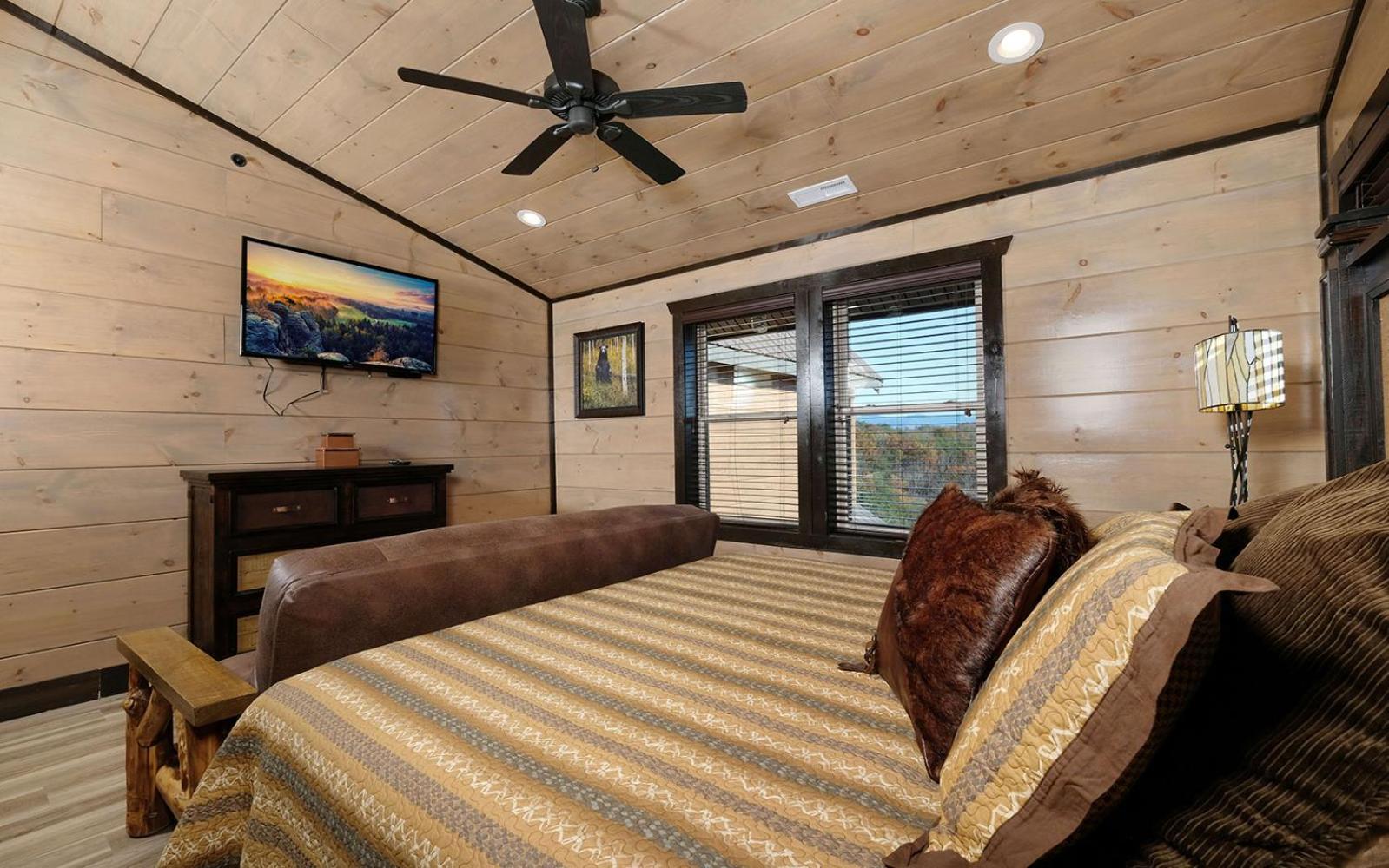 Hibernation Retreat Pigeon Forge