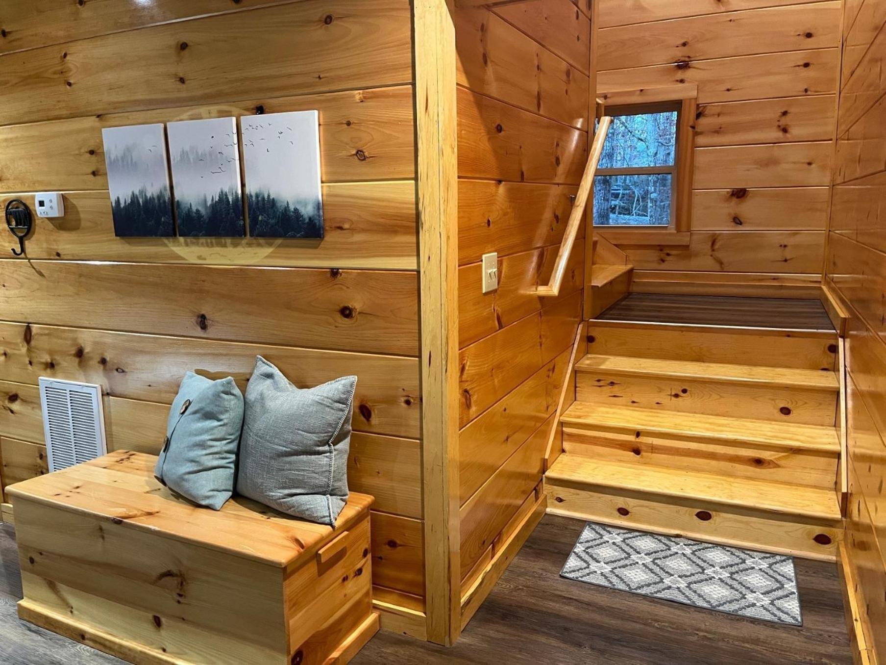 Holiday home Bear Hug Hideaway Pigeon Forge