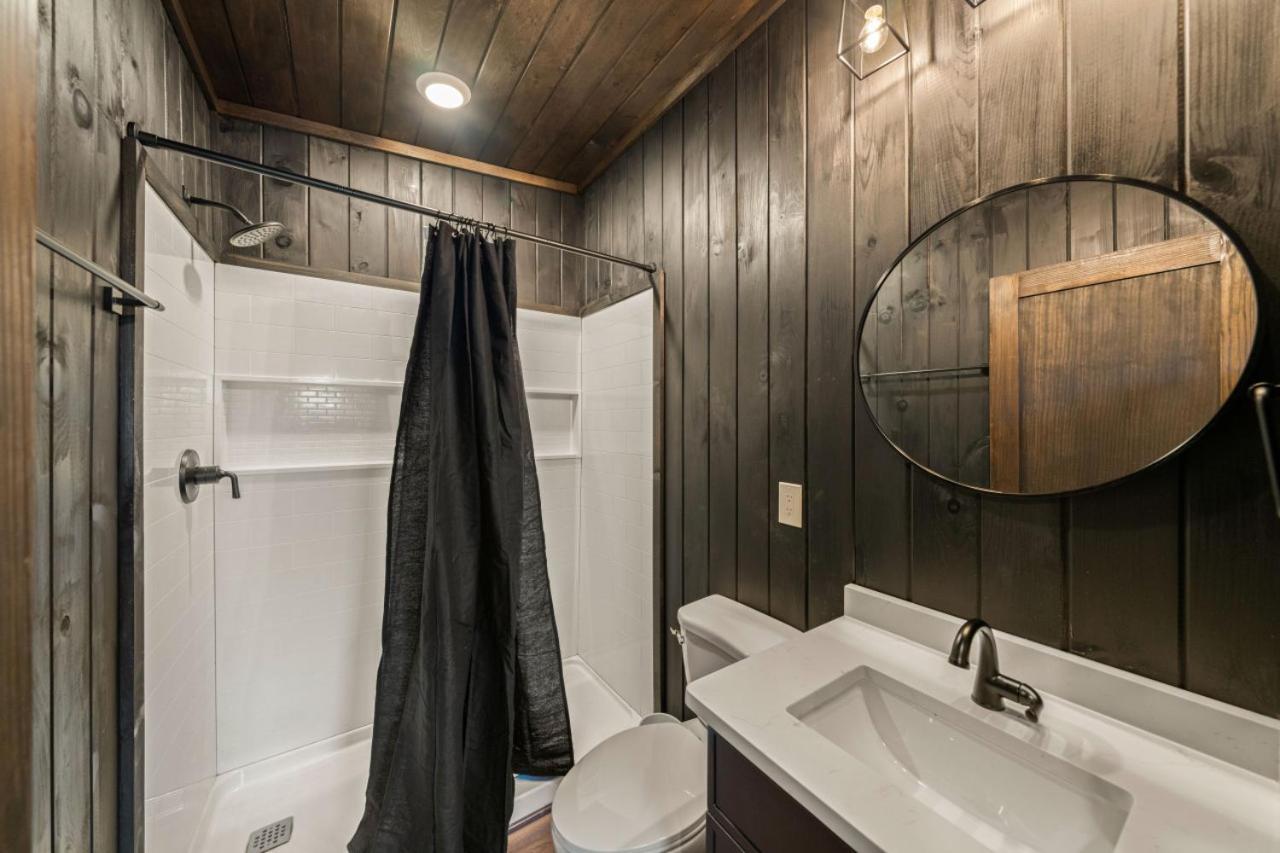 Holiday home The Parkway Place Pool Hot Tub Arcade Foosball Pigeon Forge