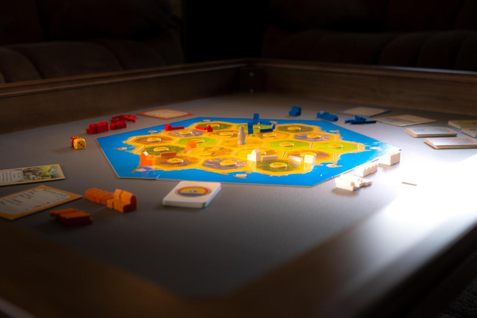 The 737 - Games & Good Times In The Smoky Mountains! *