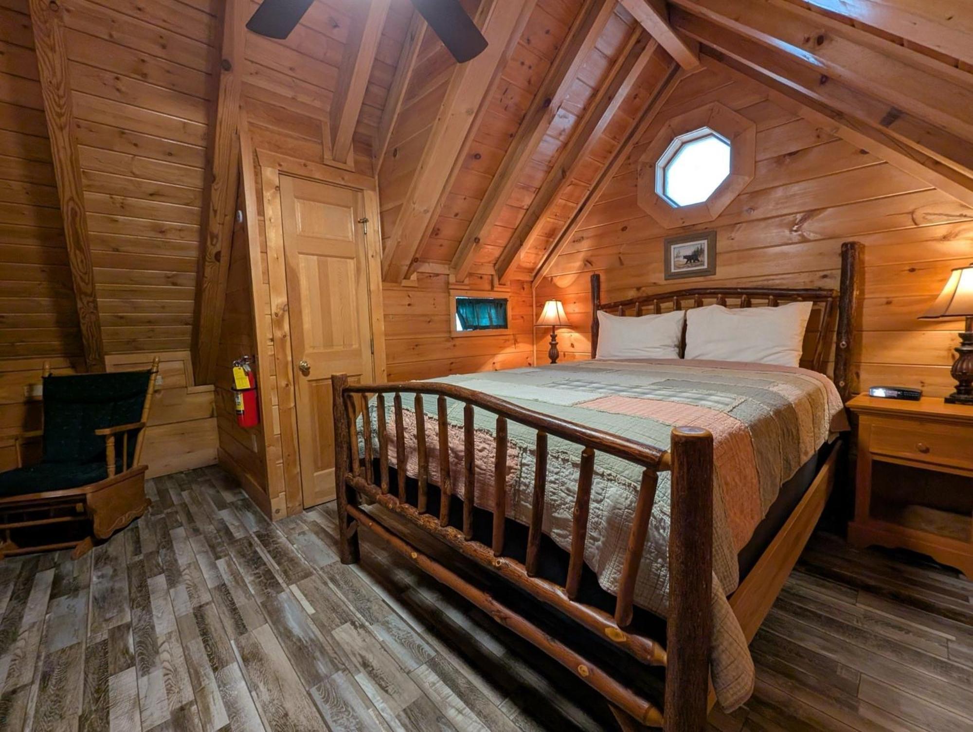 Er206 - Mountain Rendezvous Great Location - Close To Town! Holiday home *