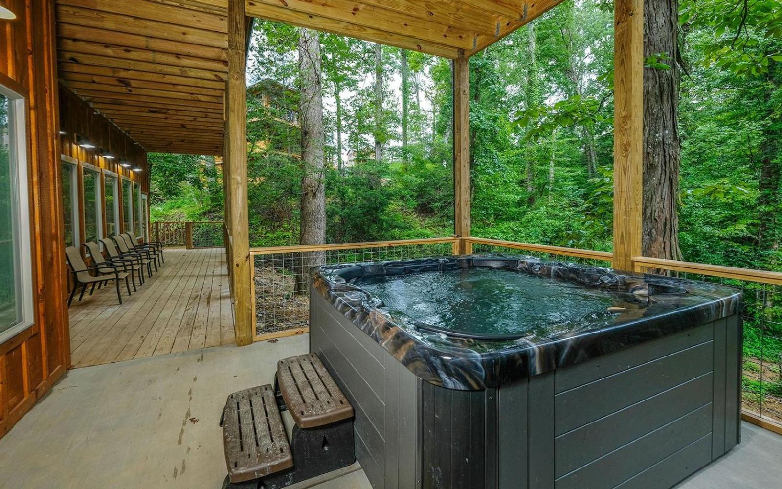 Treehouse River Villa