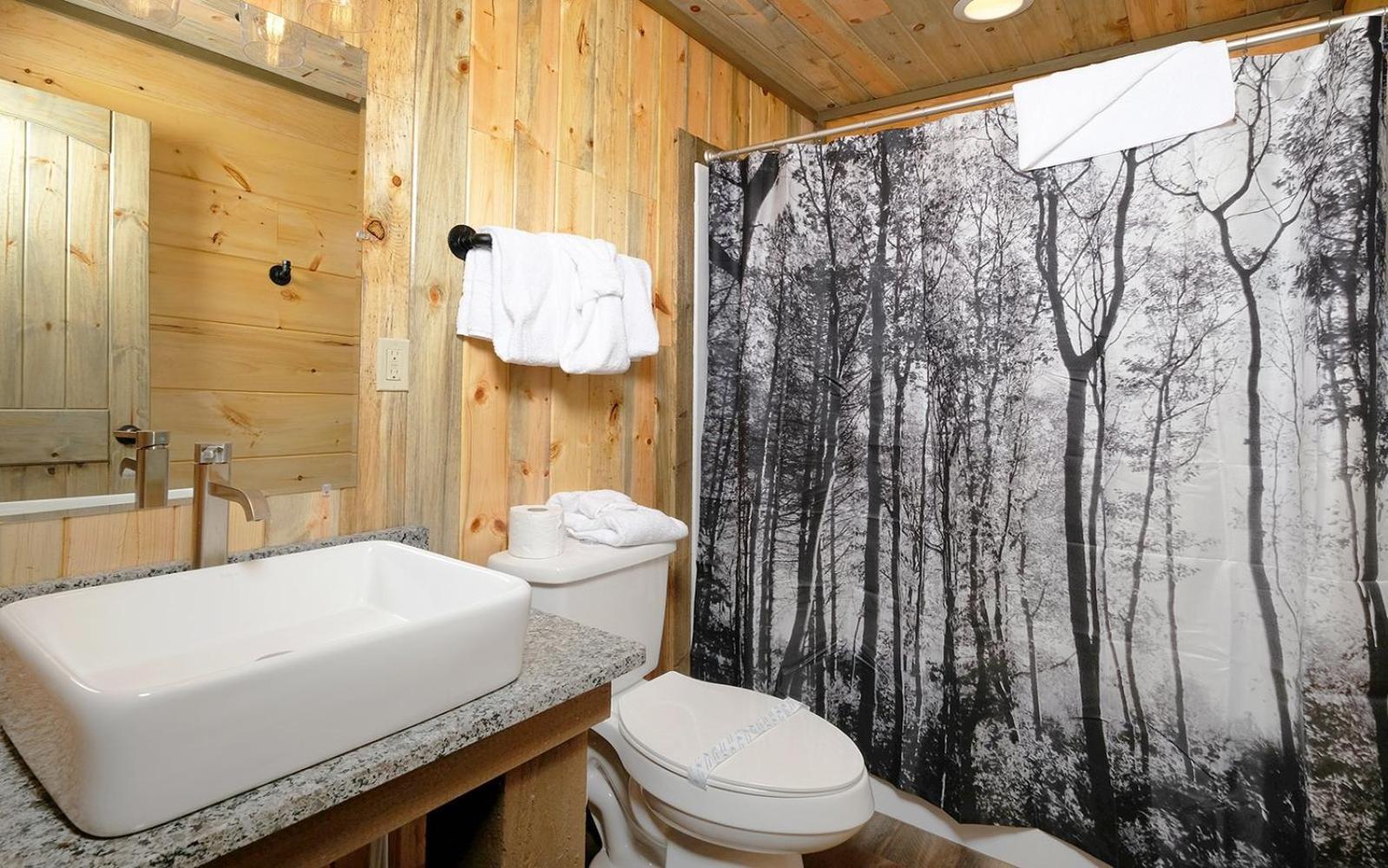Villa Treehouse River
