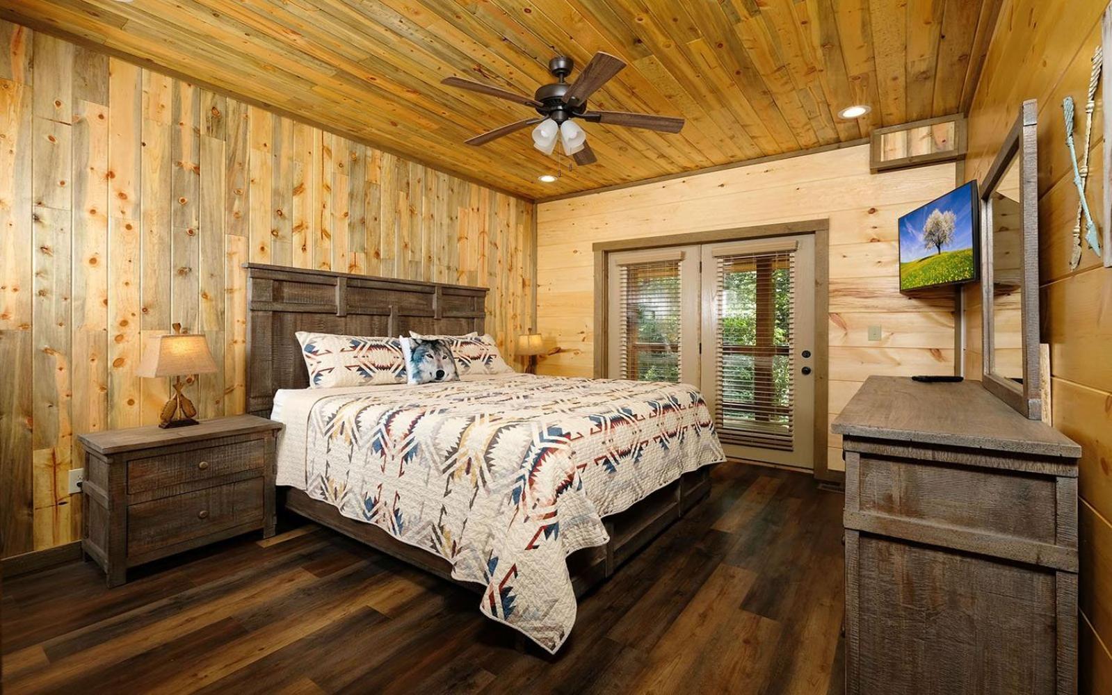 Treehouse River Pigeon Forge