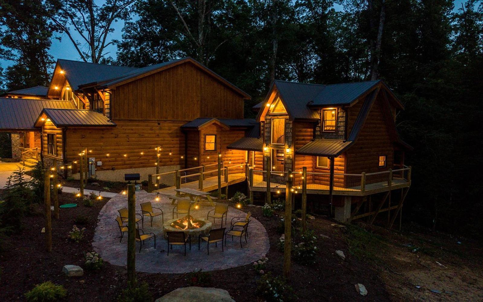 Treehouse River Villa