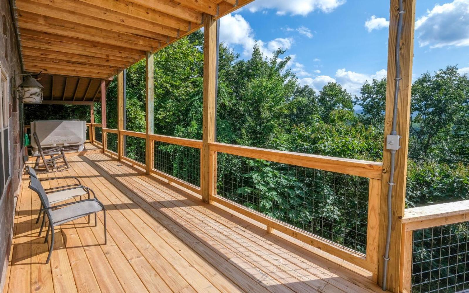 Smoky View Top Shelf Holiday home *