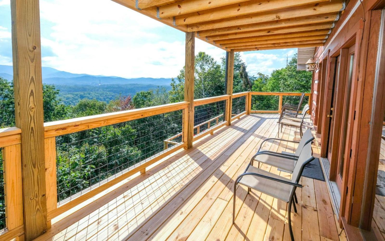 Smoky View Top Shelf Holiday home