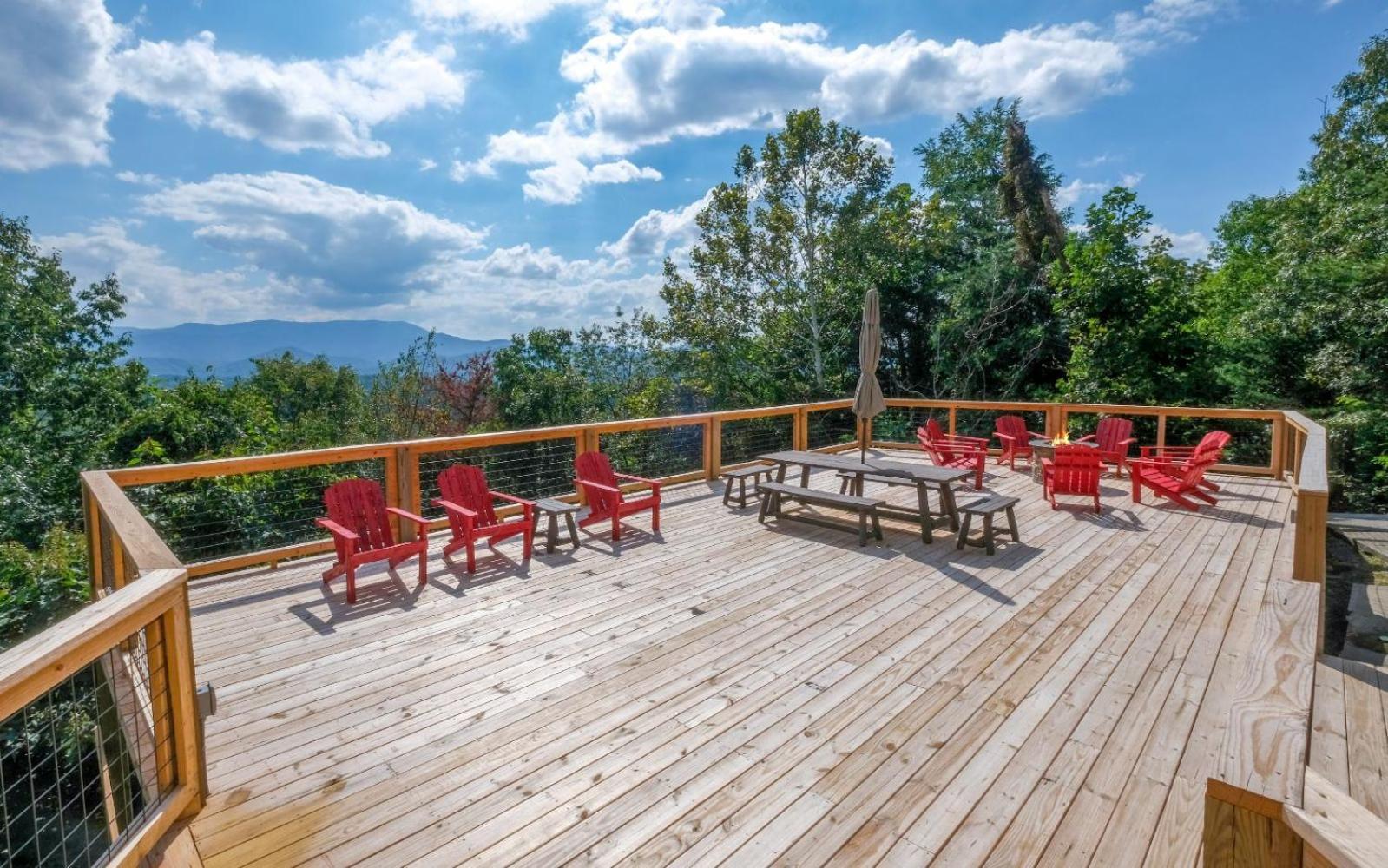 Smoky View Top Shelf Holiday home *