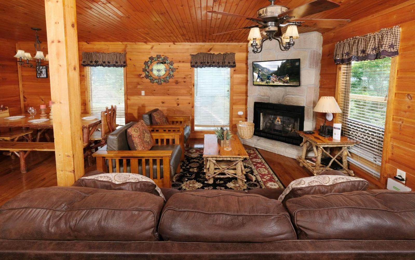 Villa Smoky View Straight Up Pigeon Forge