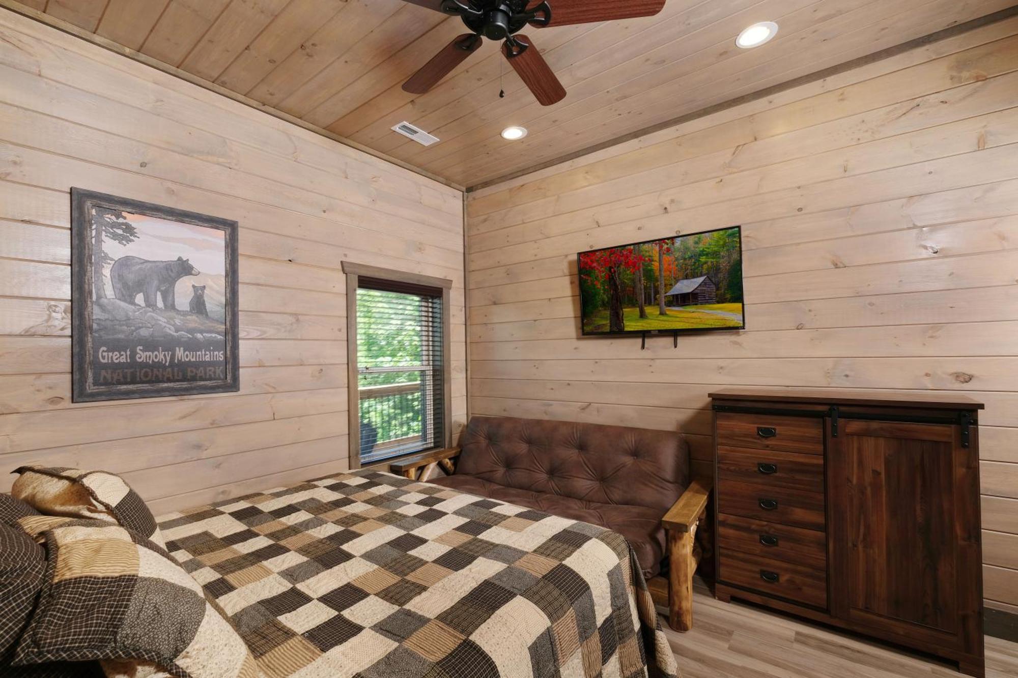 Villa Hibernation Hideaway Pigeon Forge