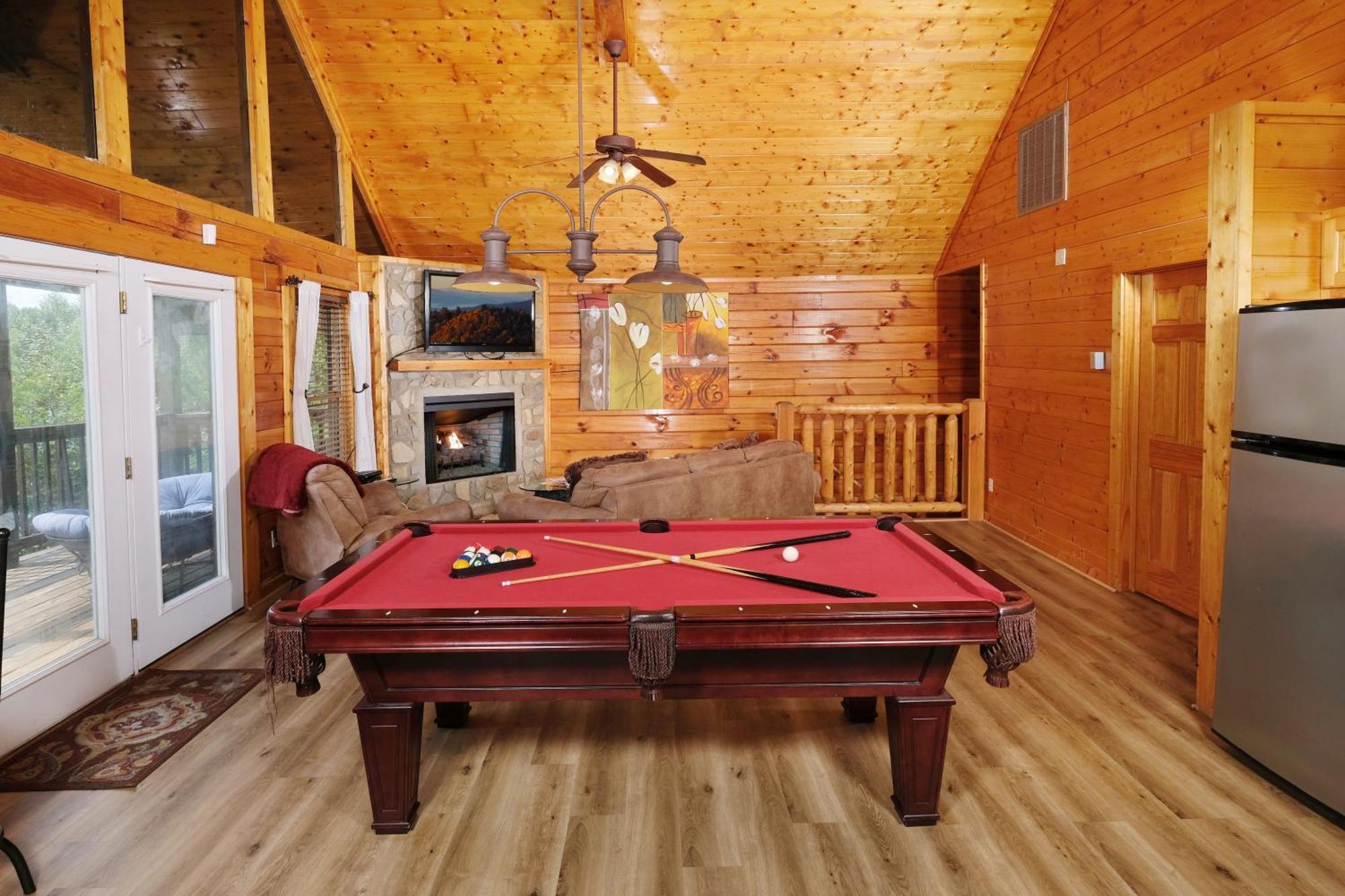 Edge Of Paradise Villa Pigeon Forge
