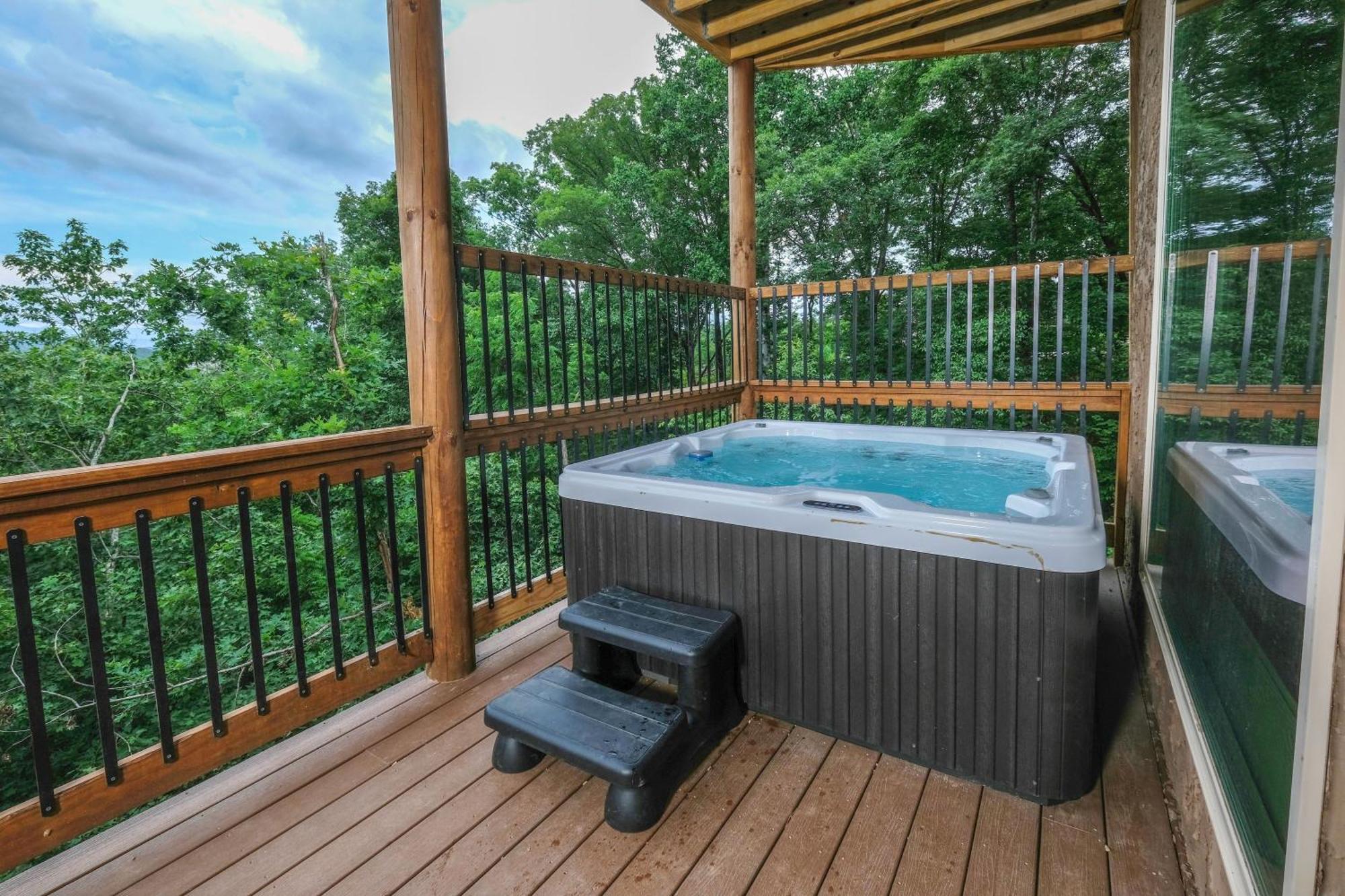 Villa Hibernation Hideaway Pigeon Forge